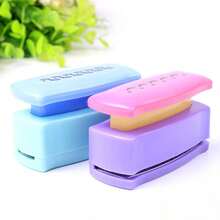 1pc Stamp Embossing Tool, Stamp Planner Hole Punch, Creative Handmade Embossing Tool, Stationery Collection Tool, The Embossing Pattern Is Fixed But The Shell Color Is Random - 1pc - View 5