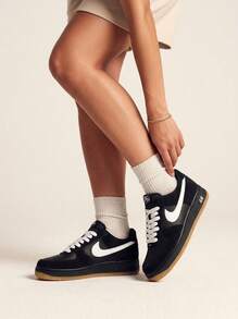 Black/Gum Light Brown/White