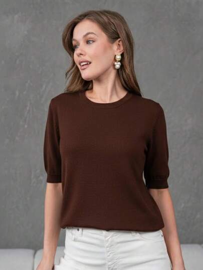 Women's Short-Sleeve Knitted Blouse With Button Closure At The Neck