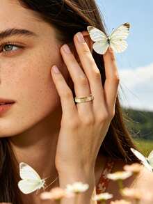 Butterfly Ring For Women, 18K Gold Plated Stainless Steel Rotating Anxiety Relief Jewelry - Butterfly - View 3