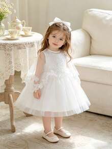 Robe mini en dentelle à manches courtes pour bébé fille de 0 à 2 ans, robe de baptême blanche convenant aux jeux de rôle et aux fêtes - Blanc - Voir 2