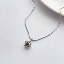 1pc Fashionable Minimalist Sweet Cute Rose Flower Stainless Steel Pendant Necklace, Suitable For Daily Wear - Silver - View 6