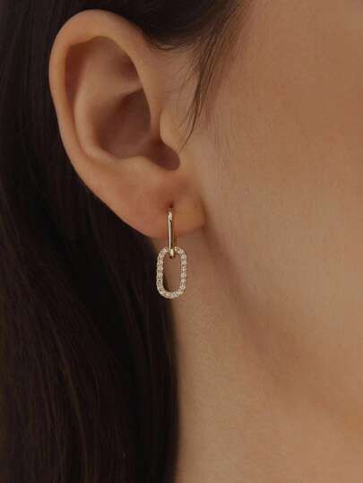 Hoa tai trang trí bằng đá khối Zirconia