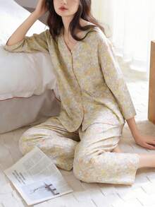 2 piezas Conjunto de pijama de cárdigan con estampado floral para mujer, top de manga corta y pantalón 3/4, ropa de casa suave para primavera/verano - Mostaza Amarilla - Ver 4