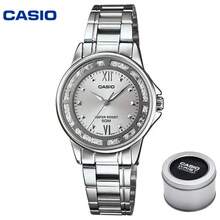 Casio 两件套女士休闲模拟手表，蓝粉双色表盘，不锈钢表带，50米防水，带日期显示，适合日常轮换佩戴，搭配不同服饰。 - 均碼 - 查看 8