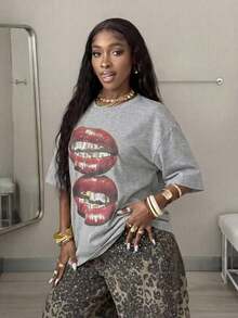 Women's Comfortable White Oversized T-Shirt, Y2K Style, Lip Print, Casual Style, Tropical Vacation, 2026 Fashion, Cute Style, Casual Style. 180g (Sizes S-XXXL) - 淺灰色 - 查看 6
