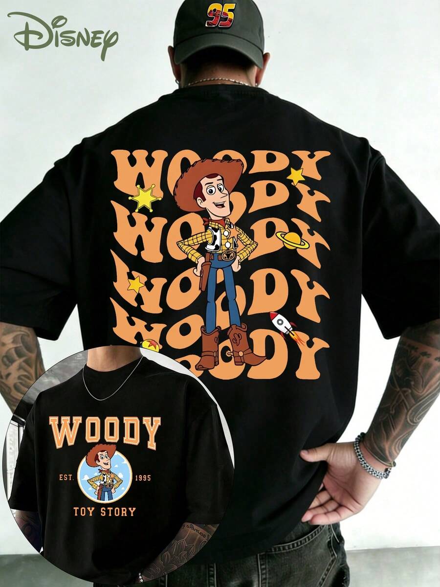 Genuinely Licensed By Disney, Disney Toy Story Sheriff Woody Double-Sided Print - Men's T-Shirt, Toy Story Woody Cartoon Image, Men's Summer Short-Sleeved Top, High-Quality 100% Cotton Short-Sleeved T-Shirt, Relaxed, Breathable, Comfortable Short-Sleeved T-Shirt For Summer, For Men And Women, Disneyland Travel Wear, Couple's T-Shirt, Everyday Wear, Street Wear, Vacation Wear, The Best Gift For Disney Lovers, Machine Washable - màu đen - Xem 1