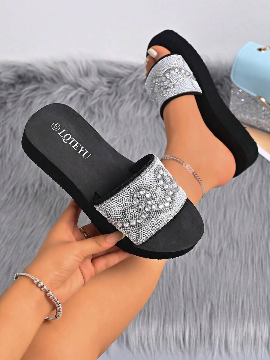 Summer Rhinestone & Pearl Thick-Sole Slide Sandals, Black Non-Slip Outdoor Slippers, Casual Vacation Soft Platform Slippers, Comfortable Versatile For Indoor & Outdoor Wear - Black S15 - View 1