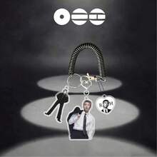 Llavero acrílico, llavero de coche, colgador de mochila, accesorios de miembro. Un regalo decorativo excepcionalmente perfecto, regalo de vacaciones para fanáticos, regalo de apoyo, esencial para ARMY. - Multicolor - Ver 17