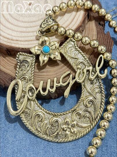 Conjunto de joyas de estilo bohemio vintage con herradura grande para mujeres, con diseño de contorno de herradura + grabado floral retro + diseño de letras, acabado en oro antiguo desgastado que captura la esencia ruda pero suave del Lejano Oeste, la herradura simbolizando la suerte, los acentos florales y de turquesa agregando una elegancia delicada, un regalo distintivo para los entusiastas del estilo occidental con una vibra fresca y de espíritu libre