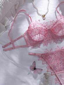 2pcs Delicate Floral Embroidery Lingerie Set, Sheer Mesh Outlines Soft Lines, Lightweight Lift And Support. Spaghetti Strap Fit Body Shape, French Romantic Atmosphere, Matching Panty, Soft And Skin-Friendly, Sexy And High-End, Daily Wear - Pink - View 4
