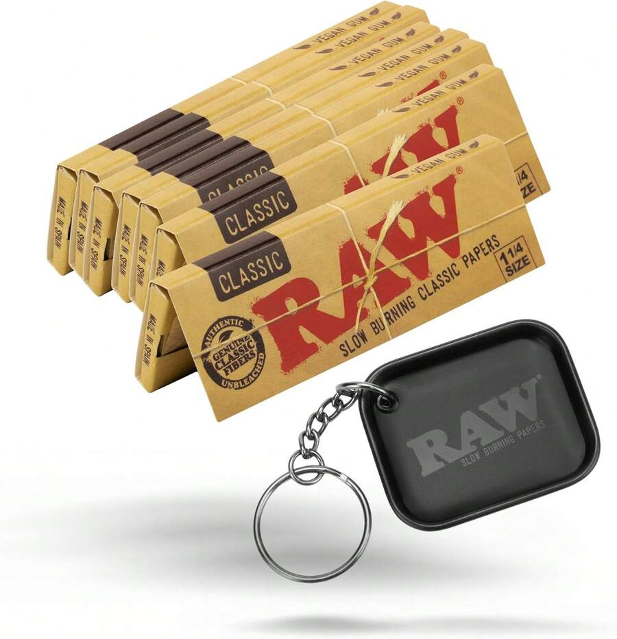 RAW Classic 1 1-4 Rolling Papers - 7 Pack - 50 Leaves Per Pack - Includes Collectible Matte Black 'D Mini Tray Keychain - ColorC - 查看 1