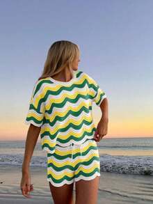 Conjunto de dos piezas de top de manga corta con tejido de ganchillo hueco y shorts casuales, estilo europeo y americano de moda para mujer en primavera y verano para vacaciones en la playa - Multicolor 8 - Ver 3