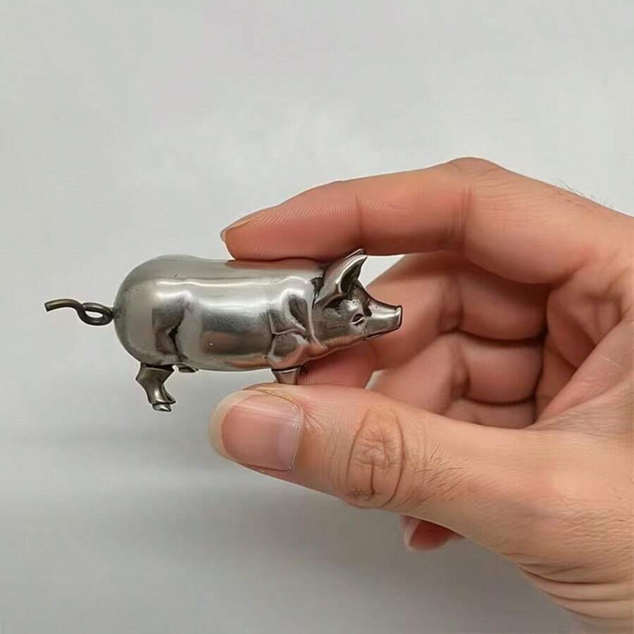 1pc Vintage Style Pig Mini Tape Measure, Retro Metal Pig Soft Tape Measure For Sewing And Crafts, Cute Pig Sewing Tape Measure Tool, Unique Gift For Quilters, Crafters And Collectors