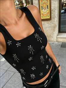 Summer Women's Top, Black Rhinestone Floral Tank Top, Round Neck Sleeveless Slim Fit Cropped Waist Camisole, Sequin Tank Top, Suitable For Dating, Vintage, Going Out, Vacation, Y2K Style, Back To School, Casual Vacation Romantic Top, Spring/Summer Top, Fashionable - Black - View 4
