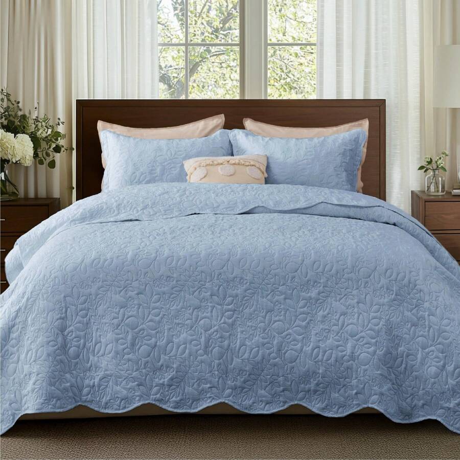 Bedsure Quilts Pre-Washed Cloud-Like Bedding, All-Season Lightweight Cooling Comforter Bedspread Blanket , Soft Gift For Graduation/Back To School, College Dorm/Apartment Essentials, For Room Home Bedroom Decor, Dorm Decor, Fall Decor - Mountain Spring Blue - View 1