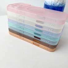 Capa para celular fosca e semitransparente com ímã "Ice Mist", compatível com iPhone 17 Pro Max, 15, 17, 16 Pro, 16, 12, 13, 15 Pro Max, 14, 15, 16 Plus e 17 Air. Design minimalista perfeito para presentes, festas, aniversários e Páscoa - para meninas e meninos. - Preto - Ver 9