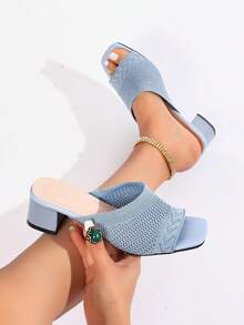 Mẫu sandal nữ đế chunky mũi vuông khoét rỗng mới mùa hè 2026, kiểu dáng thoáng khí, dễ mang, thanh lịch dành cho phái nữ. - màu xanh da trời - Xem 6