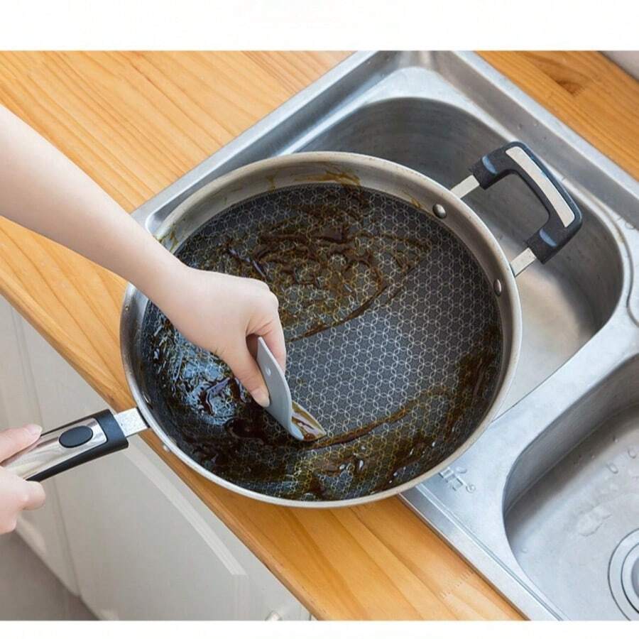 企鹅牌软式厨房油渍刮板，家用厨房油渍刮刀，烘焙厨房小工具