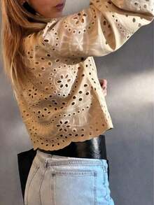 Camisa de mujer de un solo pecho bordada, para uso casual y diario, ideal para vacaciones de verano - Camel - Ver 8