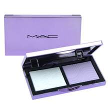 MAC Studio Fix Pro Set + Blur 双效定妆粉饼 7克/0.24盎司 | 控油控油 | 减少暗沉 | 定妆 | 奢华二合一粉盒 | 打造专业级柔焦效果和可叠加的柔焦修容 | 呈现由内而外散发的自然光泽 - Translucent 半透明 - 查看 7