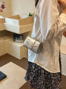 Spring/Summer Style, Simple And Practical Design, High-Quality Material. Decorated With Rhinestone Embroidery Gold Bead Chain Shoulder Strap, Can Be Worn On Shoulder Or Underarm, A Very Suitable Mini Lipstick Bag To Carry. - Silver - View 4