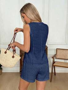 Conjunto elegante de resort casual para mujer con camisa tipo chaleco con lazo cruzado y dobladillo asimétrico, y shorts de frente abierto de algodón - Multicolor - Ver 2