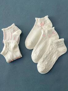 1/5 Pair Random Women Milky White & Pink Bowknot Frill Edge Soft High Elasticity Non-Binding Cute Casual Boat Socks - Multicolor - View 4