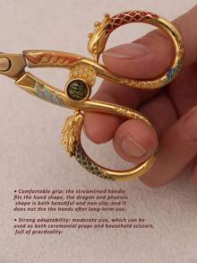 Stainless Steel Dragon & Phoenix Embroidery Scissors, Vintage Engraved Sharp Small Craft Scissors For Sewing, Cross Stitch, Cutting Thread, Paper Cutting, Tea Art And Handicraft/Oriental Style Lovers Collection. Suitable For All Celebratory Occasions: Ribbon Cutting, Housewarming, Grand Opening, Wedding, Etc. Wedding Favor Gift With Practical Use And Collection Value, Can Become A Keepsake Holding Cherished Memories. - Pointed Scissors - View 7