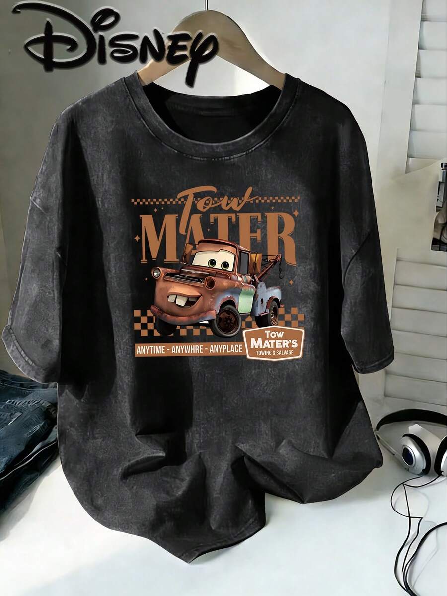 Disney Motorsport Story Die Tow Mater Retro Old Trailer Rescue Slogan Creative Printing Design Sense  Oversized Fashion Old T-Shirt 2026 Spring And Summer Round Neck T-Shirt Style Retro Fashion Lovers Popular Old Round Neck T-Shirt, Unisex, Excellent Gift. - màu đen - Xem 1