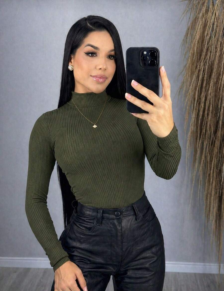 Women's Ribbed Second Skin High Neck Blouse For Everyday Use - Simple - Màu xanh quân đội. - Xem 1