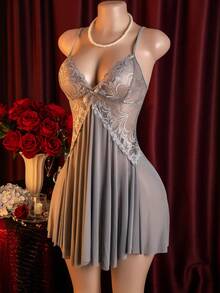 Đồ ngủ gợi cảm dành cho nữ, váy ngủ hai dây ren hình trái tim, váy ngủ mini kiểu babydoll với chi tiết khoét rỗng. - màu đen - Xem 3