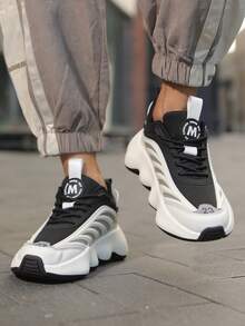 New All-Season Men's Casual Shoes, Men's Sneakers, Outdoor Casual Sports Breathable Mesh Lightweight Low-Top Thick-Soled Fashionable Beige/Black Chunky Sneakers - Black and White - View 3