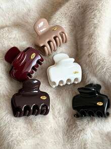 5 pièces/1 pièce Pinces à cheveux en plastique noir, blanc, marron, kaki, bordeaux pour femmes. Pinces à cheveux élégantes, minimalistes et polyvalentes de couleur unie. Convient pour un usage quotidien, décontracté, en soirée, pour le trajet, la plage, le chignon, la queue de cheval, le lavage du visage, le maquillage, assortir les tenues, les festivals, les anniversaires - Multicolore - Voir 2