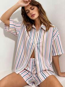 Bộ áo sơ mi kẻ sọc nữ kiểu dáng thường ngày kèm quần short cạp chun, phong cách thường ngày mùa hè đi biển. - Nhiều màu - Xem 2