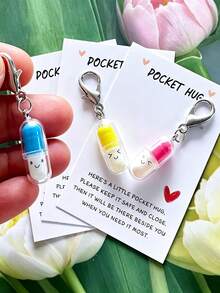 20pcs/Set "Pocket Hug" Pill-Shaped Keychain And Thank You Card, Perfect "Thank You" Gift For Best Friends, Cute Accessory For Wallet, Backpack Or Car, Ideal For Thanksgiving | Unique Decoration And Sweet Expression Of Gratitude For Friends - A - View 6