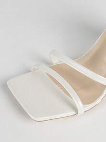 Giày sandal nữ màu trắng mũi vuông, gót nhọn gợi cảm, giày cao gót tối giản thoải mái, giúp tôn dáng đôi chân. - trắng - Xem 3
