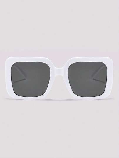 Visivana Classic White Square Oversized Plastic Sunglasses, Unisex Retro Fashion Decorative Eyewear For Outdoor Travel Beach Party, UV Protection Shade Going Out Outfit Outdoor Beach Seaside Vacation And Gift For Family And Friends