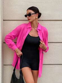 Conjunto a juego de 2 piezas de estilo Y2K streetwear: camisa holgada de color rosa intenso con botones y pantalones cortos ajustados de body negro - Conjunto de ropa deportiva para mujer para viajes en avión, casual de verano (Conjunto de chánda - Multicolor 2 - Ver 5