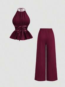 Conjunto de dos piezas para mujer estilo francés elegante color café, top halter de escote alto con tirantes finos, cintura fruncida y dobladillo peplum, combinado con pantalones anchos holgados de cintura elástica, tejido texturizado fresco y cómodo, ideal para uso diario, brunch, citas, salidas casuales, vacaciones y looks sofisticados de primavera y verano - Burdeos - Ver 2