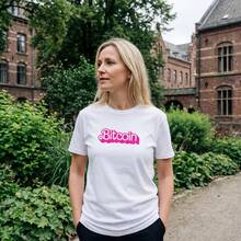 Retro Pink  Bitcoin T-Shirt - Black - View 4