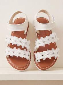 3-12 Years Old Girls Lace Trim Sandals. Lace Trim With Silver Rivets. Adjustable Elastic Back Strap Design For Loose And Comfortable Fit. Non-Slip Thick Sole. Princess Style. Suitable For Daily School Wear. Spring/Summer Multi-Functional Children's Sandals! - Beige - View 2