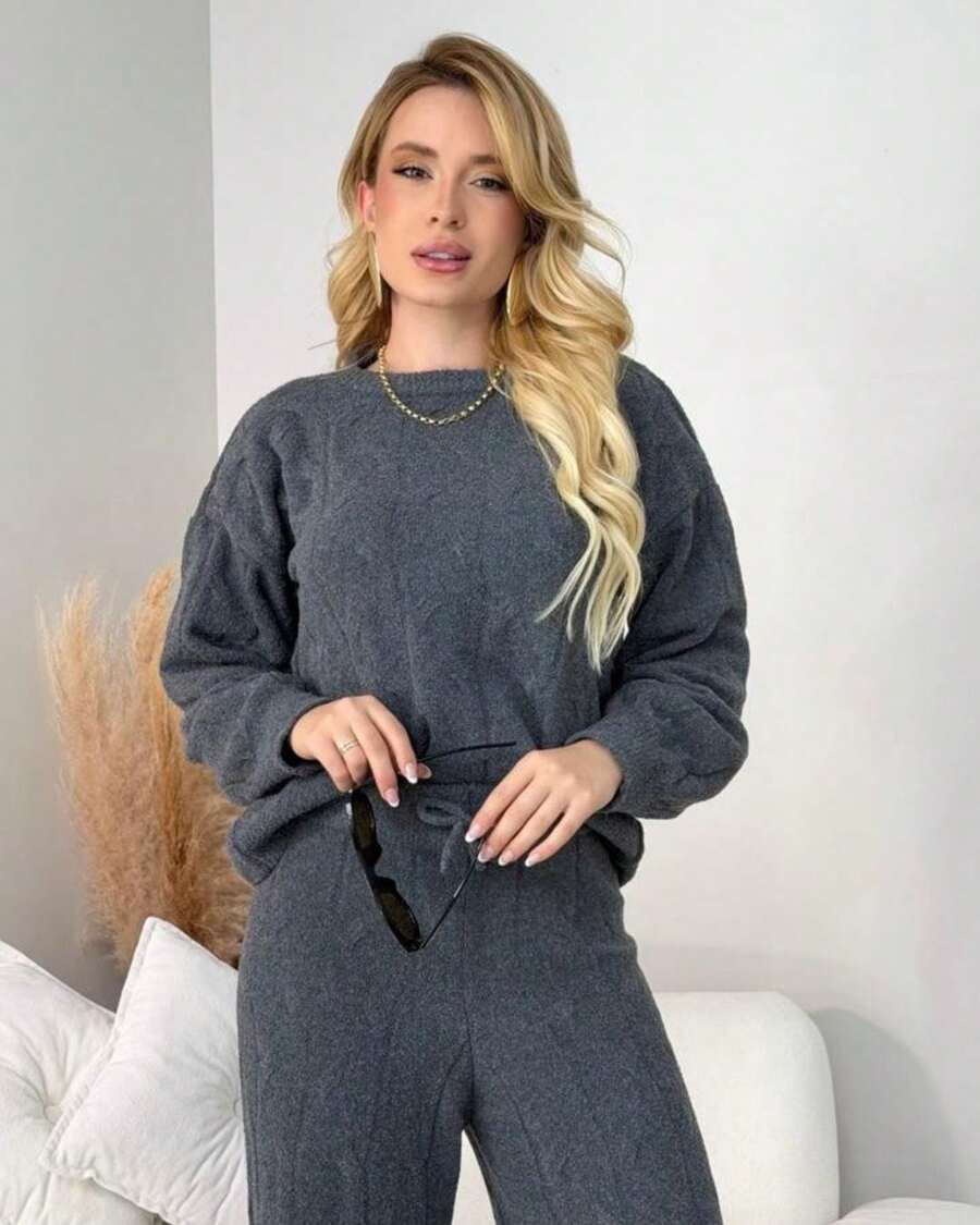 Women's Winter Mousse Knit Set - Wide-Leg Pants And Braided Blouse - 石墨 - 查看 1