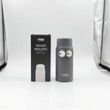 Tyeso 150ml 口袋保温水瓶，可爱眼睛贴纸，不锈钢材质，小巧纤薄设计，美观实用，适合工作和办公使用。 - 彩色 - 查看 8