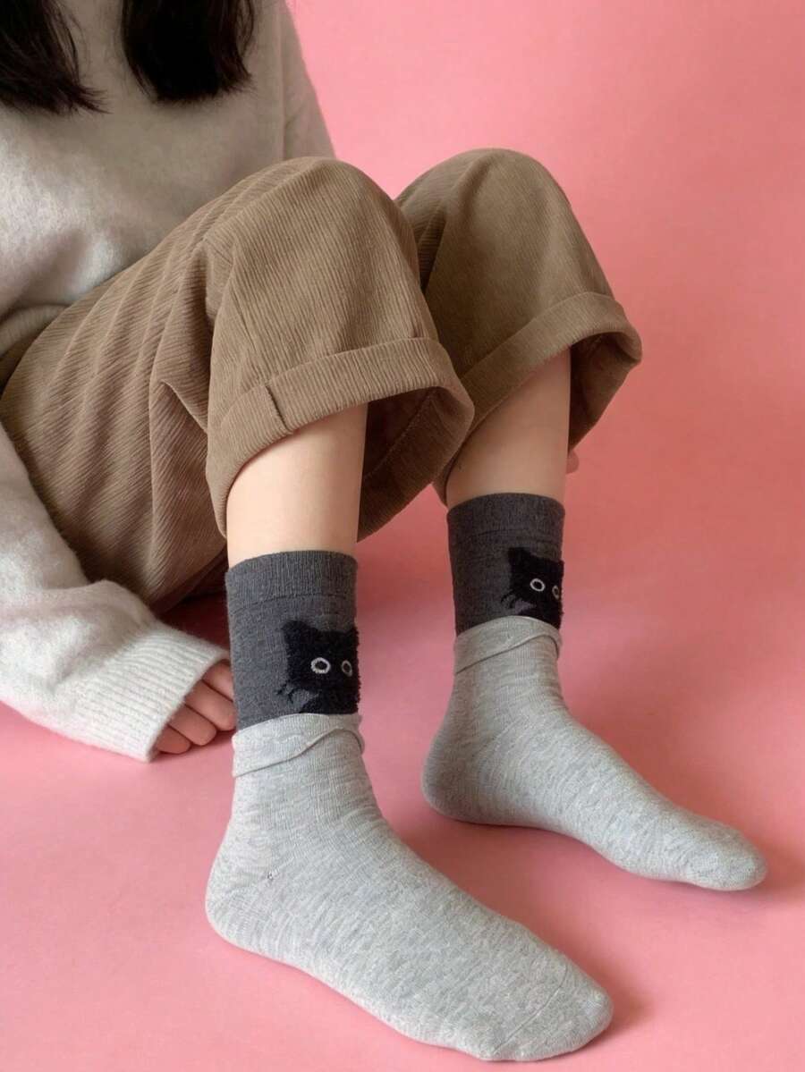 1 Pair Black Cat Design Mid-Calf Socks For Women - White - View 1