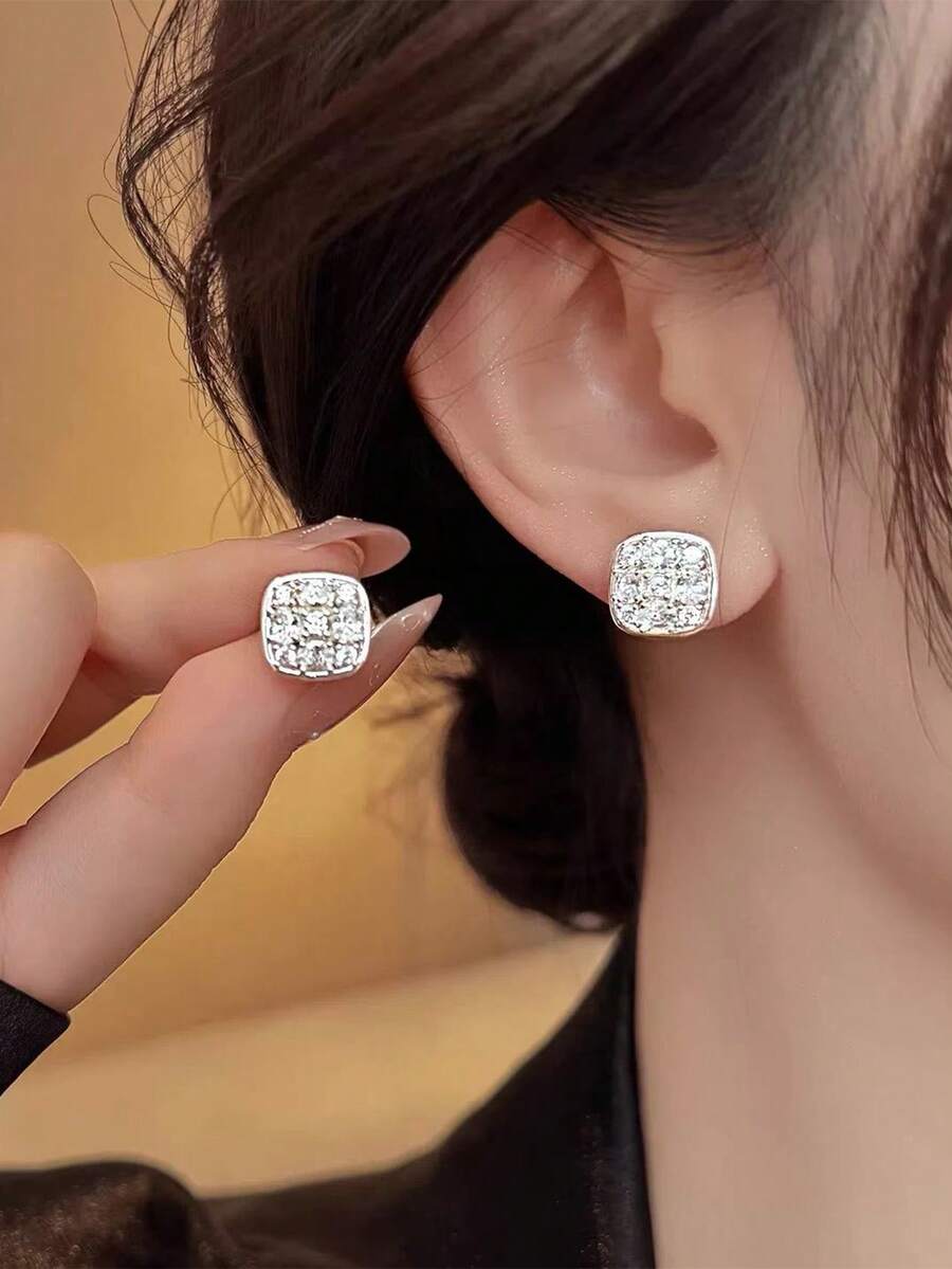 1 Pair Women's Earrings Minimalist Elegant Small Geometric Square Rhinestone Stud Earrings Versatile For Daily Wear And Party - Silver - View 1