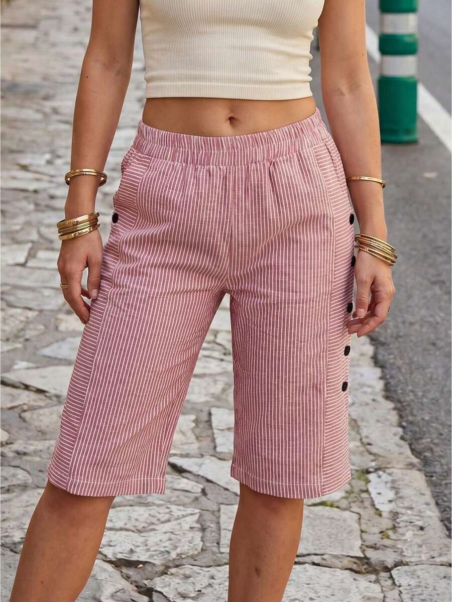 Womens Bermuda Shorts Striped Casual Stylish Decorative Side Button Straight-leg Mid Rise Shorts for Summer - Rojo - Ver 1