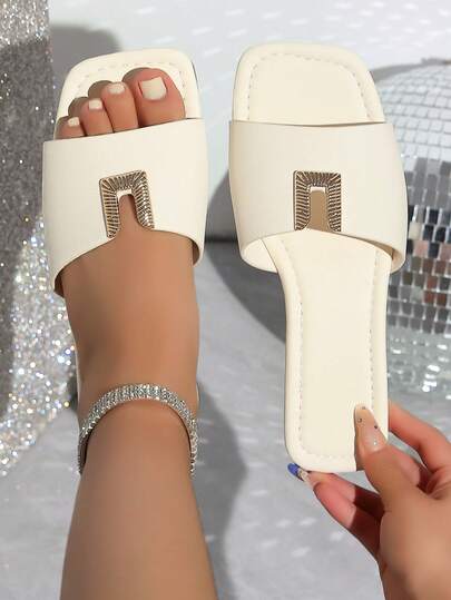 Women's Casual Slip-On Sandals, Comfortable Flat, Metal Decor Cutout Design, Open Toe, Suitable For Daily Wear And Outdoor Activities, Spring/Summer