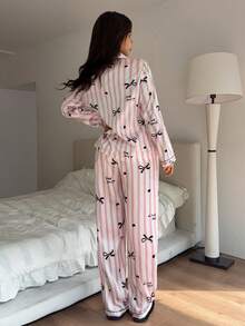 女款緞面甜美條紋蝴蝶結印花鈕扣開襟領口袋四季長袖長褲睡衣家居服套裝 - 粉色 - 查看 2