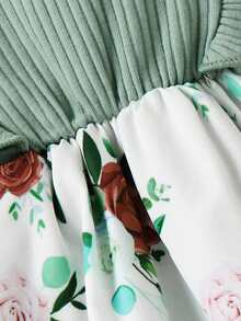 Mono de bebé niña para primavera y otoño, con estampado floral acanalado, volantes y manga larga, además de diadema con lazo. - tinta verde - Ver 2